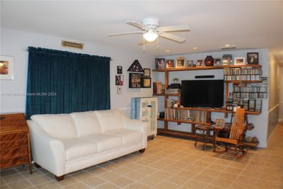 830 Sw 14th St, Home with 0 bedrooms, 0 bathrooms and 8 parking in Fort Lauderdale FL | Image 2