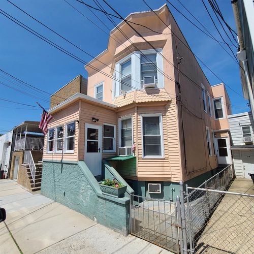 6009 Adams St, West New York, NJ, 07047 | Card Image