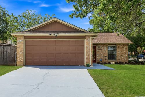 3302 Harvest Dr, Schertz, TX, 78108-2126 | Card Image