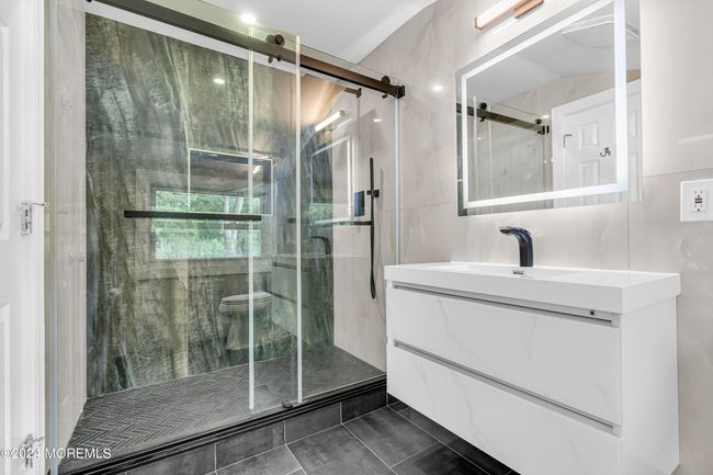 43 Athens Ave, House other with 3 bedrooms, 3 bathrooms and null parking in Old Bridge NJ | Image 10