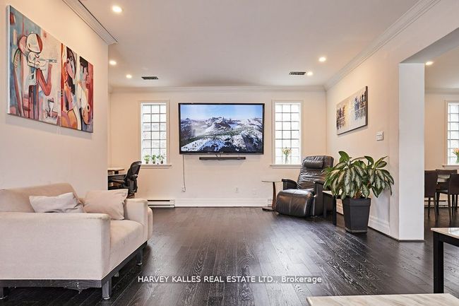 408 Ontario St, House other with 5 bedrooms, 5 bathrooms and 1 parking in Toronto ON | Image 22