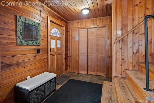 7207 Gurd Rd, Hastings, MI, 49058-9327 | Card Image