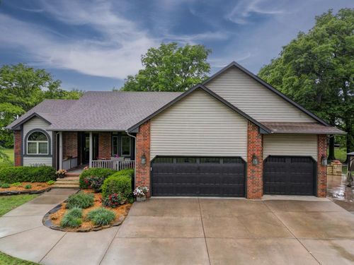15745 85th Rd, Winfield, KS, 67156-6728 | Card Image