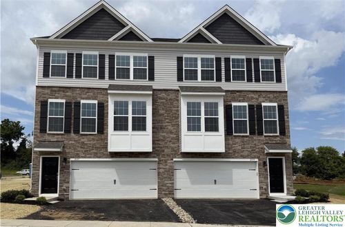239 Winding Rd, Forks Twp, PA, 18040-8808 | Card Image