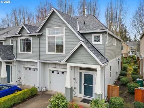 6265 Sw 208th Ter, Beaverton, OR, 97078-8695 | Card Image