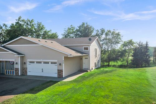 415 15th Ave S, Princeton, MN, 55371-1880 | Card Image