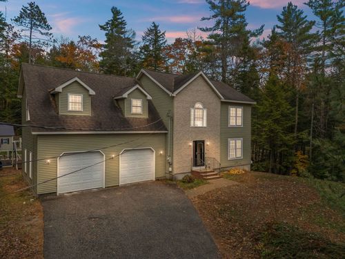 1235 Center St, Wolfeboro, NH, 03894-4551 | Card Image