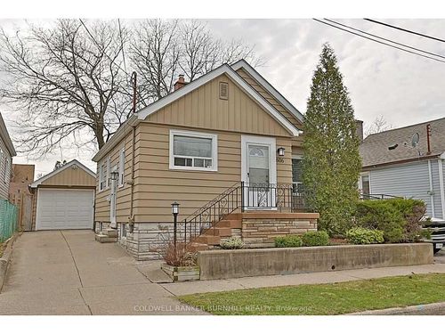 upper-l-606 Brucedale Ave E, Hamilton, ON, L8V1P5 | Card Image