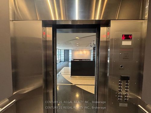 400-622 College St, Toronto, ON, M6G1B6 | Card Image