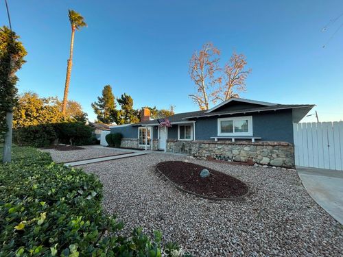 19954 Parthenia St, Northridge, CA, 91324-3220 | Card Image