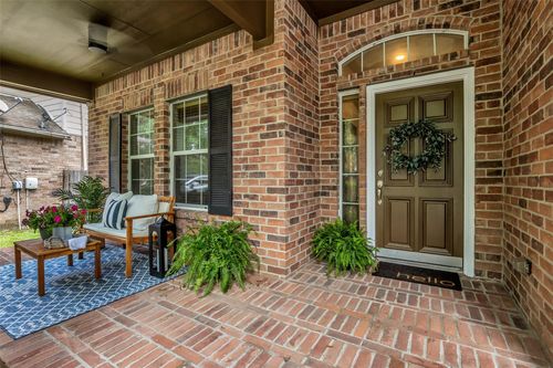 134 S Star Ridge Cir, The Woodlands, TX, 77382-1463 | Card Image