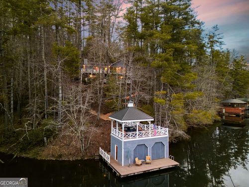 150 Rosebud Ln, Lakemont, GA, 30552-2642 | Card Image