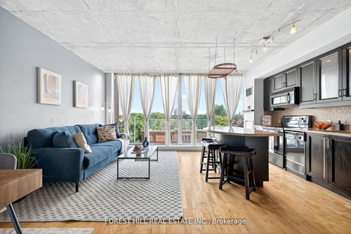 505-301 Markham St, Toronto, ON, M6J3X2 | Card Image