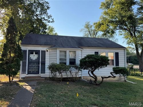 8 Oakwood Ave, Webster Groves, MO, 63119-2445 | Card Image