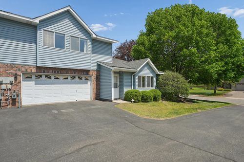 b-6 Oak Rd, Circle Pines, MN, 55014-3352 | Card Image