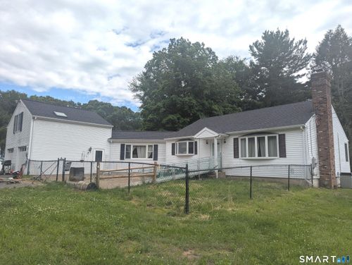90 Wawecus Hill Rd, Norwich, CT, 06360-4038 | Card Image