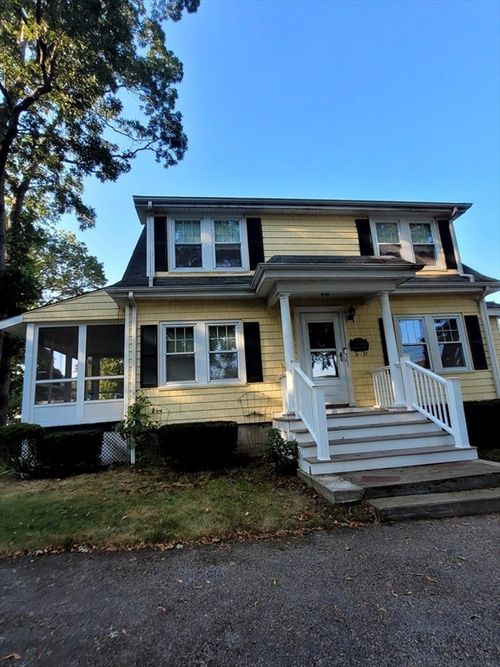 18 Britton St, Stoughton, MA, 02072-3004 | Card Image