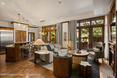9ab-400 E Dean St, Aspen, CO, 81611 | Card Image