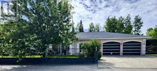 106 Bayview St, Longlac, ON, P0T1A0 | Card Image