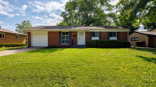 17 Kingswood Dr, Normal, IL, 61761-4033 | Card Image
