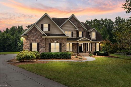7291 Henson Forest Dr, Summerfield, NC, 27358-8323 | Card Image