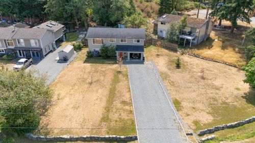 2591 Rosstown Rd, Nanaimo, BC, V9T3R9 | Card Image