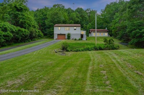 630 Morgan Hwy, South Abington Township, PA, 18411-9127 | Card Image
