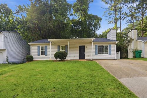 5202 Scarbrough Ln, Stone Mountain, GA, 30088-4334 | Card Image
