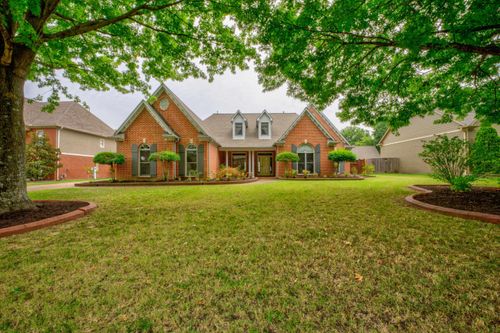 1486 Courtfield Ln, Collierville, TN, 38017-3281 | Card Image