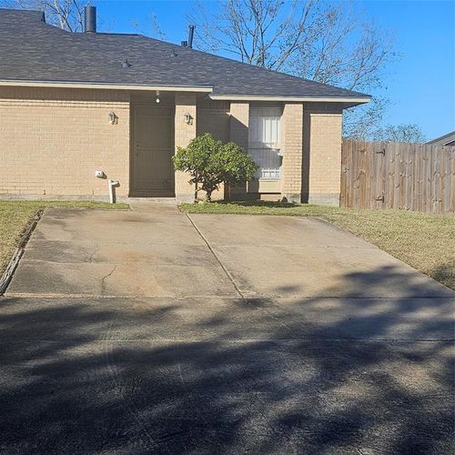 5402 Ridge Wind Lane, Houston, TX, 77053 | Card Image