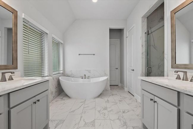 12015 Gramina Way, House other with 4 bedrooms, 4 bathrooms and 3 parking in Humble TX | Image 25