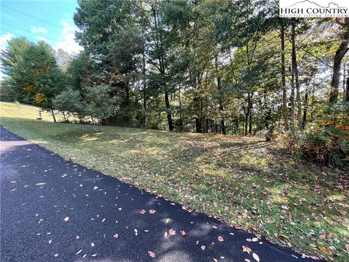 TBD Autumn Run, West Jefferson, NC, 28694 | Card Image