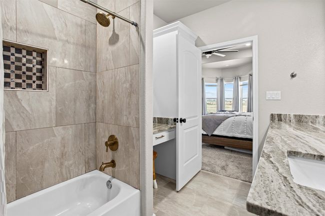 1115 Private Road 8022, House other with 3 bedrooms, 2 bathrooms and 2 parking in Lincoln TX | Image 31