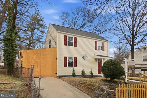 2403 Greeley Pl, LANDOVER, MD, 20785-3440 | Card Image