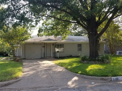 3460 Edith Ln, Haltom City, TX, 76117-3508 | Card Image
