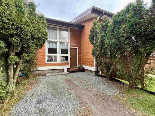 9532 Glacier Hwy, Juneau, AK, 99801-9321 | Card Image