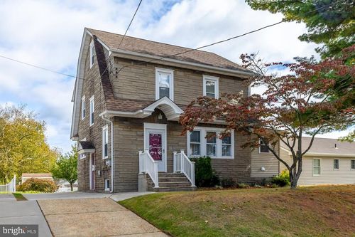 132 Tomlin Station Rd, Gibbstown, NJ, 08027-1257 | Card Image