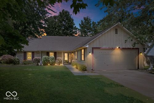 3628 Paddington Cir, Indianapolis, IN, 46268-4736 | Card Image
