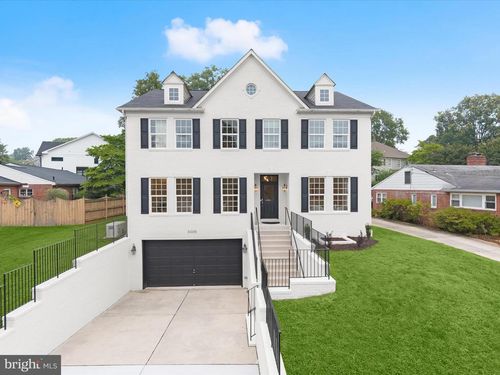 6005 Roosevelt St, BETHESDA, MD, 20817-3831 | Card Image