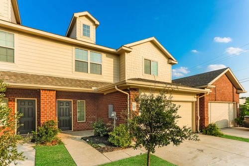 1203 Mallard Cv, Ennis, TX, 75119-0312 | Card Image