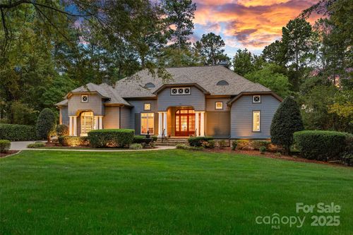 121 Marstons Mill Dr, Mooresville, NC, 28117-6041 | Card Image