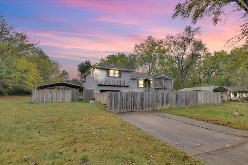 6009 Marion Ave, Kansas City, MO, 64133-4526 | Card Image