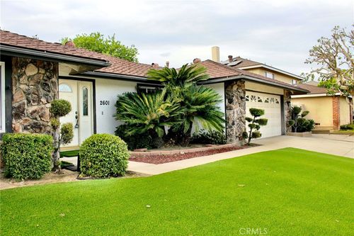 2601 Middlesex, Fullerton, CA, 92835 | Card Image