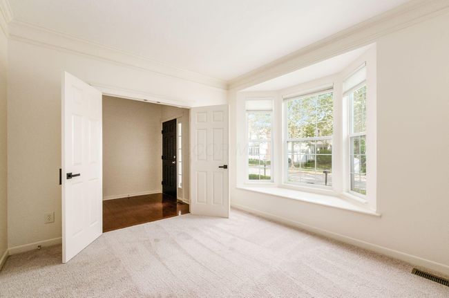 5681 Sugarwood Dr, House other with 4 bedrooms, 3 bathrooms and null parking in New Albany OH | Image 5