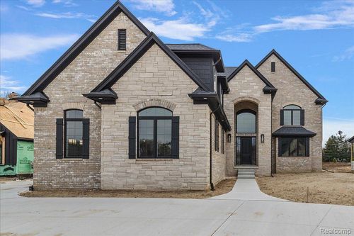 14173 Provim Forest Ct, Shelby Twp, MI, 48315-2871 | Card Image