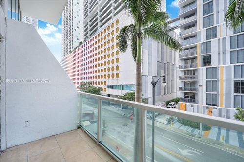 apt-304-41 Se 5th St, Miami, FL, 33131-2535 | Card Image