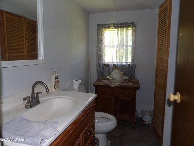 2122 Route C, House other with 2 bedrooms, 2 bathrooms and null parking in Goodman MO | Image 9