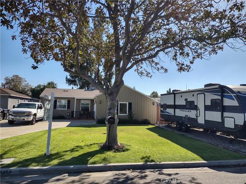 5452 Sierra St, Riverside, CA, 92504-2250 | Card Image