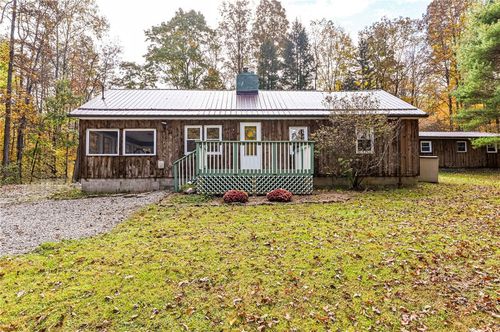 730 Dipaola Ln, Champion, PA, 15622-9701 | Card Image