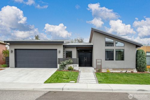 2125 Paramount St, Walla Walla, WA, 99362-8023 | Card Image